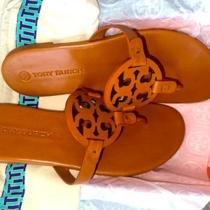 TORY BURCH Soft Miller Sandal in MIELE